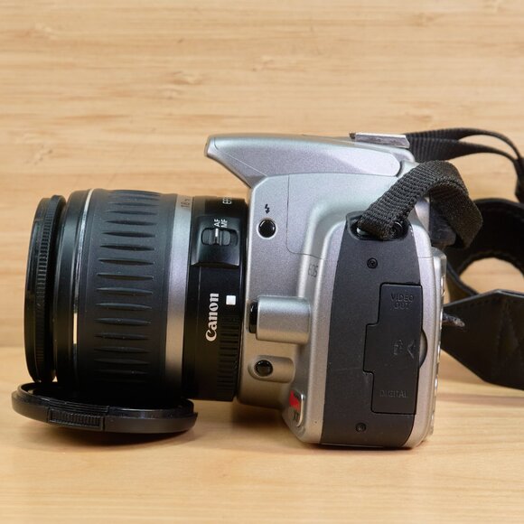 Canon Digital Rebel XT/EOS 350D 8 MP Camera, with Canon ef-s 18-55mm Lens - Picture 5 of 8